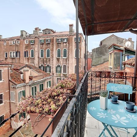 Via Garibaldi-Gigli Biennale Terrace By Wonderful Italy Διαμέρισμα Βενετία Εξωτερικό φωτογραφία