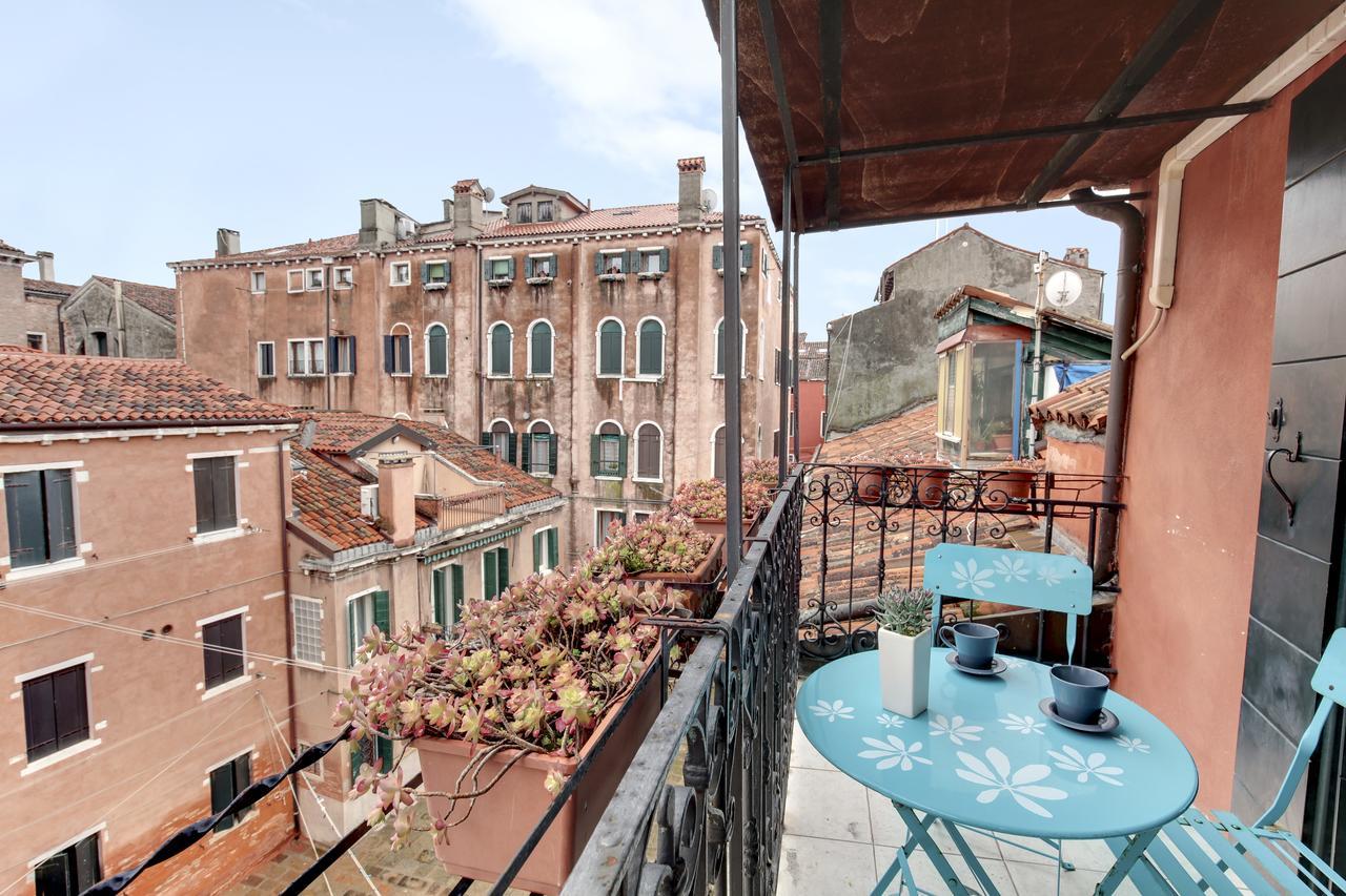 Via Garibaldi-Gigli Biennale Terrace By Wonderful Italy Διαμέρισμα Βενετία Εξωτερικό φωτογραφία