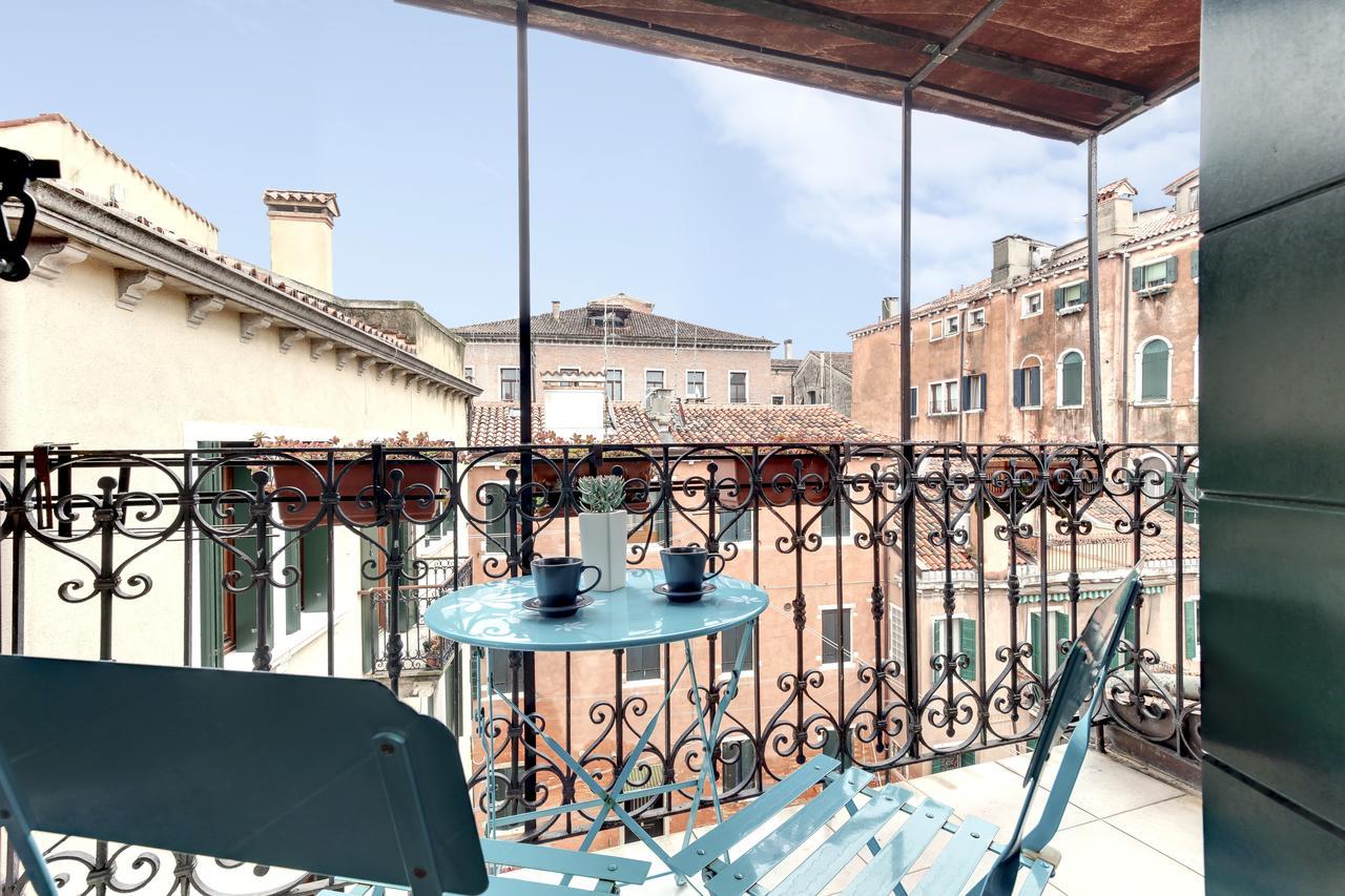 Via Garibaldi-Gigli Biennale Terrace By Wonderful Italy Διαμέρισμα Βενετία Εξωτερικό φωτογραφία
